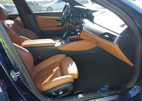 2019 BMW 540 from USA, damaged, VIN WBAJE5C52KWW42453